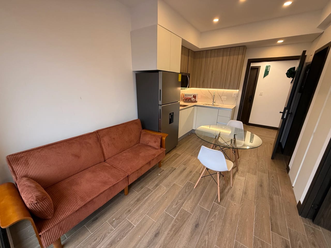 Rento Apartamento AMUEBALDO en Avenida Las Americas 1 DORM. NUEVO!! — Apartamento en Alquiler en Inara Americas, Zona 13, Guatemala, Ciudad — foto 5 de 17