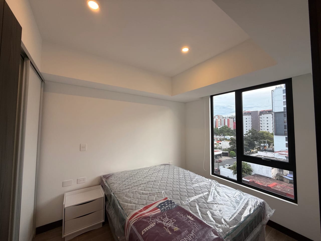 Rento Apartamento AMUEBALDO en Avenida Las Americas 1 DORM. NUEVO!! — Apartamento en Alquiler en Inara Americas, Zona 13, Guatemala, Ciudad — foto 7 de 17