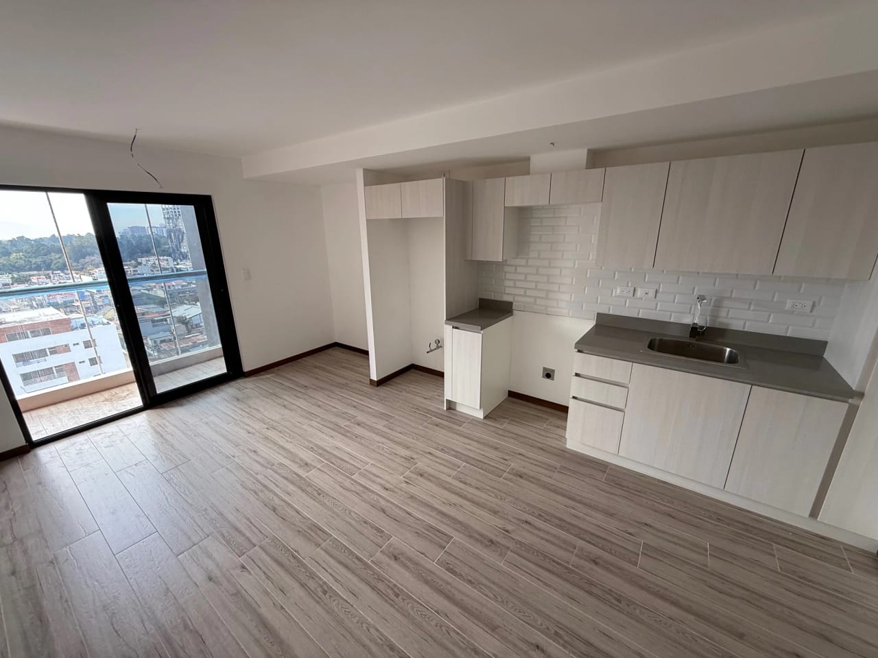 Venta de Apartamento en Zona 10 – Cerca de Diagonal 6, Edificio Nuevo — Apartamento en Venta en Neo Apartamentos, Zona 10, Guatemala, Ciudad — foto 16 de 17