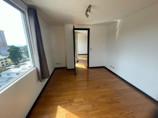 Rento apartamento en Zona 14 EDIFICIO EXCLUSIVO — Apartamento en Alquiler en Torre 14, Zona 14, Guatemala, Ciudad — foto 9 de 17