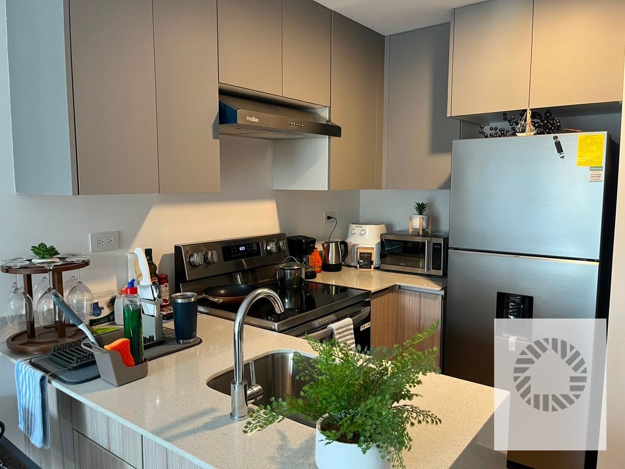 Bonito Apartamento Amueblado — Apartamento en Alquiler en Parque 14, Zona 14, Guatemala, Ciudad — foto 2 de 10