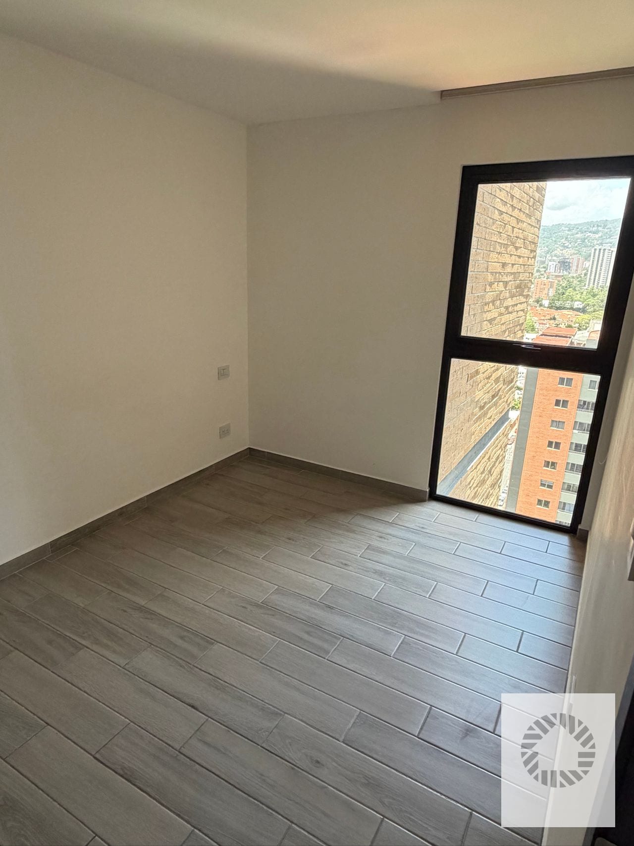 Bonito Apartamento — Apartamento en Alquiler en Parque 10, Zona 10, Guatemala, Ciudad — foto 4 de 10