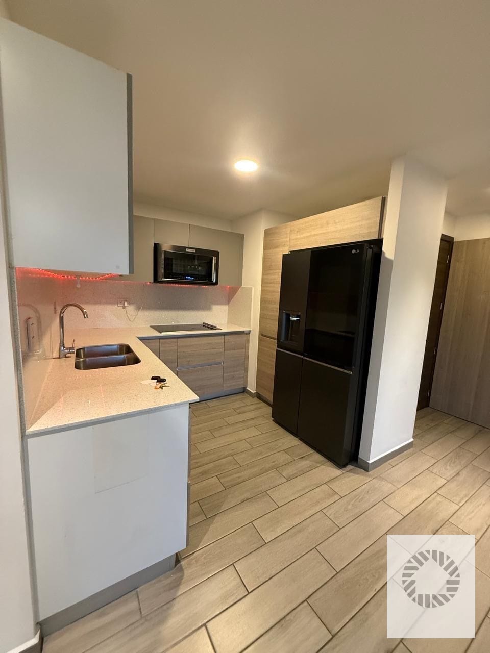 Bonito apartamento — Apartamento en Alquiler en Parque 10, Zona 10, Guatemala, Ciudad — foto 3 de 10