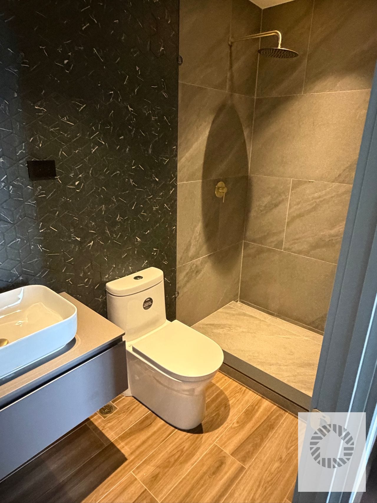 Bonito Apartamento — Apartamento en Alquiler en Atarah, Zona 10, Guatemala, Ciudad — foto 11 de 14