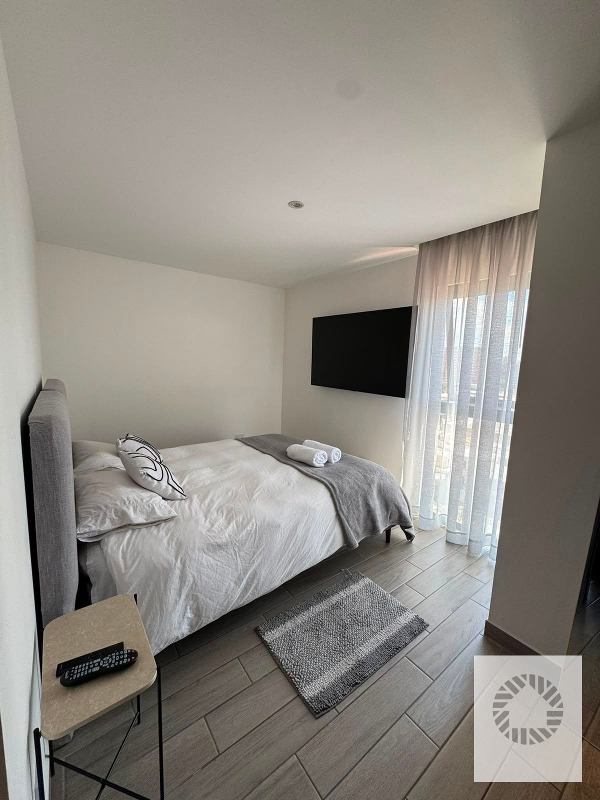 Bonito Apartamento Amueblado — Apartamento en Alquiler en Parque 10, Zona 10, Guatemala, Ciudad — foto 4 de 11