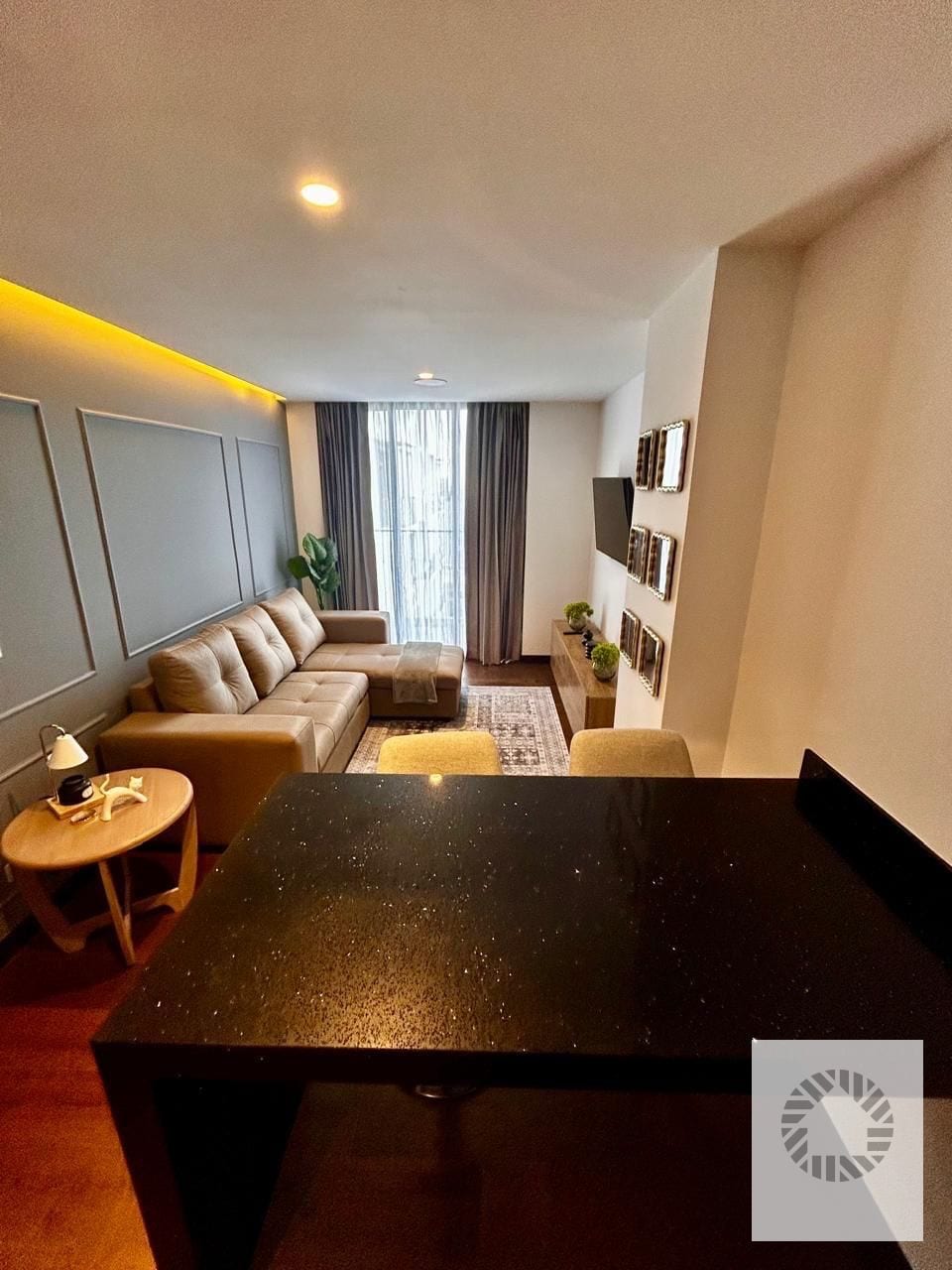 Bonito Apartamento Amueblado — Apartamento en Alquiler en Atarah, Zona 10, Guatemala, Ciudad — foto 2 de 11