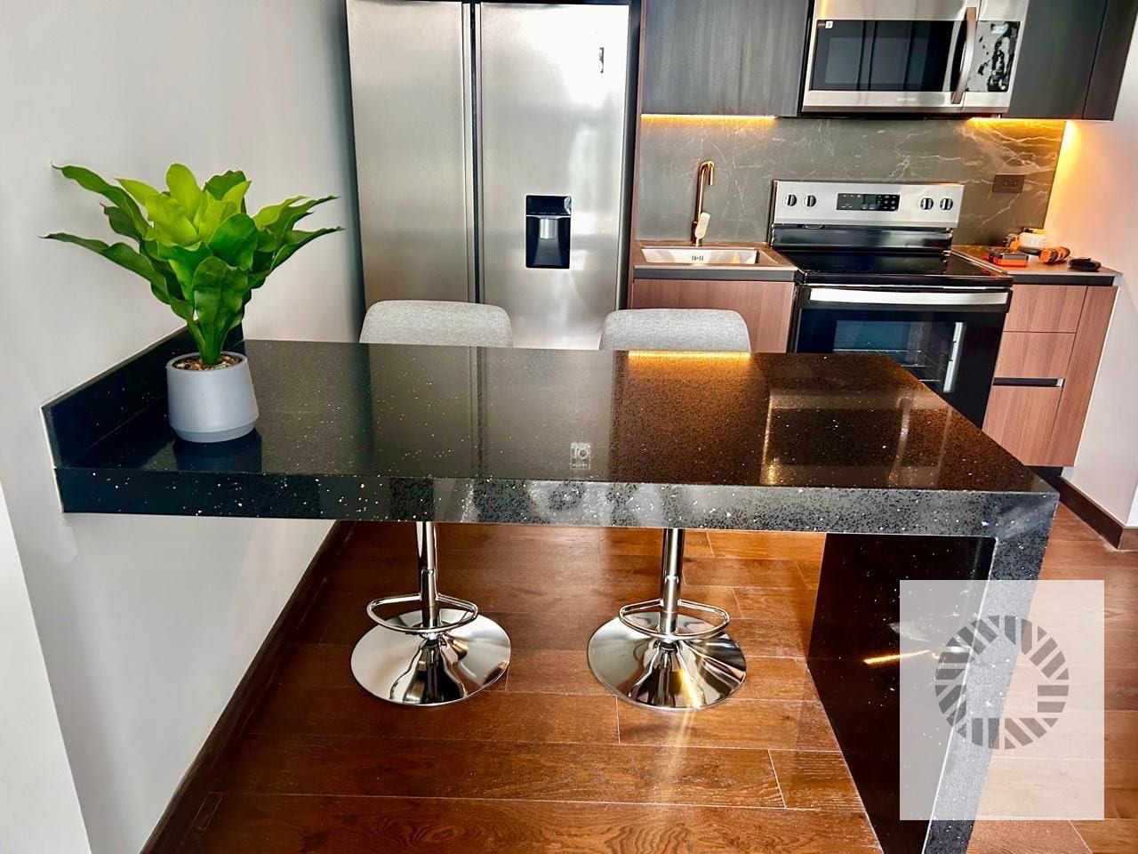 Bonito Apartamento Amueblado — Apartamento en Alquiler en Atarah, Zona 10, Guatemala, Ciudad — foto 11 de 11