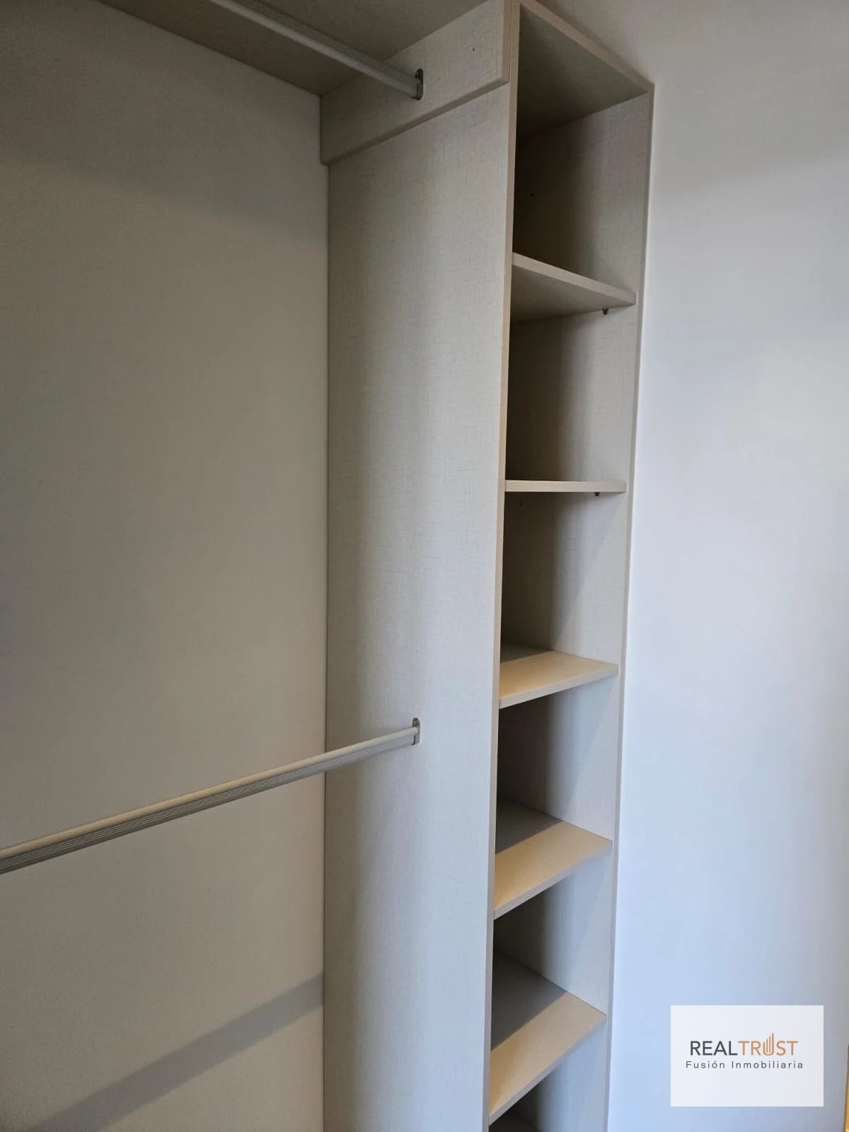 Apartamento nuevo en renta Edificio Atarah corazón de zona 10 - 5