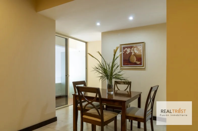 APARTAMENTO EN RENTA EDIFICIO COBELLA ZONA 14 — Apartamento en Alquiler en Cobella, Zona 14, Guatemala, Ciudad — foto 3 de 10