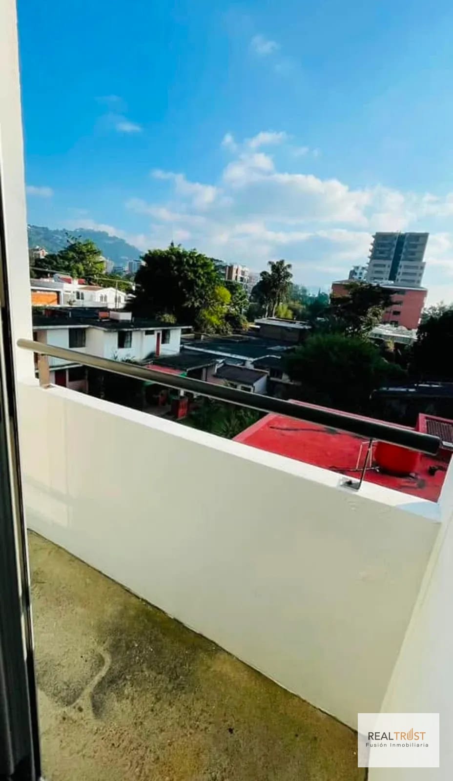 APARTAMENTO EN RENTA VISTA HERMOSA 1 ZONA 15 — Apartamento en Alquiler en Zona 15, Guatemala, Ciudad — foto 4 de 7