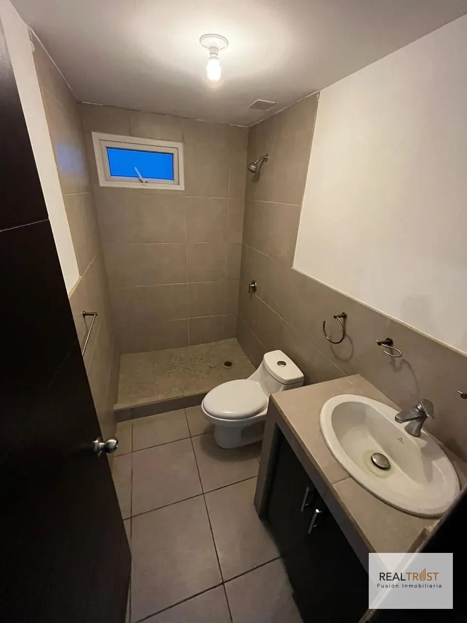 Apartamento en renta Cañada 16 zona 16 — Apartamento en Alquiler en Zona 16, Guatemala, Ciudad — foto 4 de 6