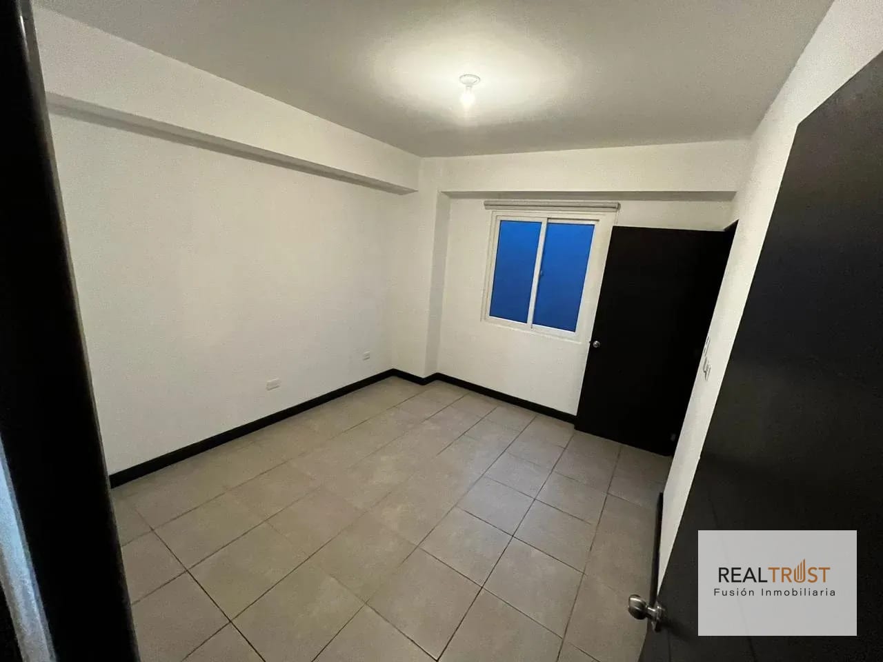 Apartamento en renta Cañada 16 zona 16 — Apartamento en Alquiler en Zona 16, Guatemala, Ciudad — foto 5 de 6