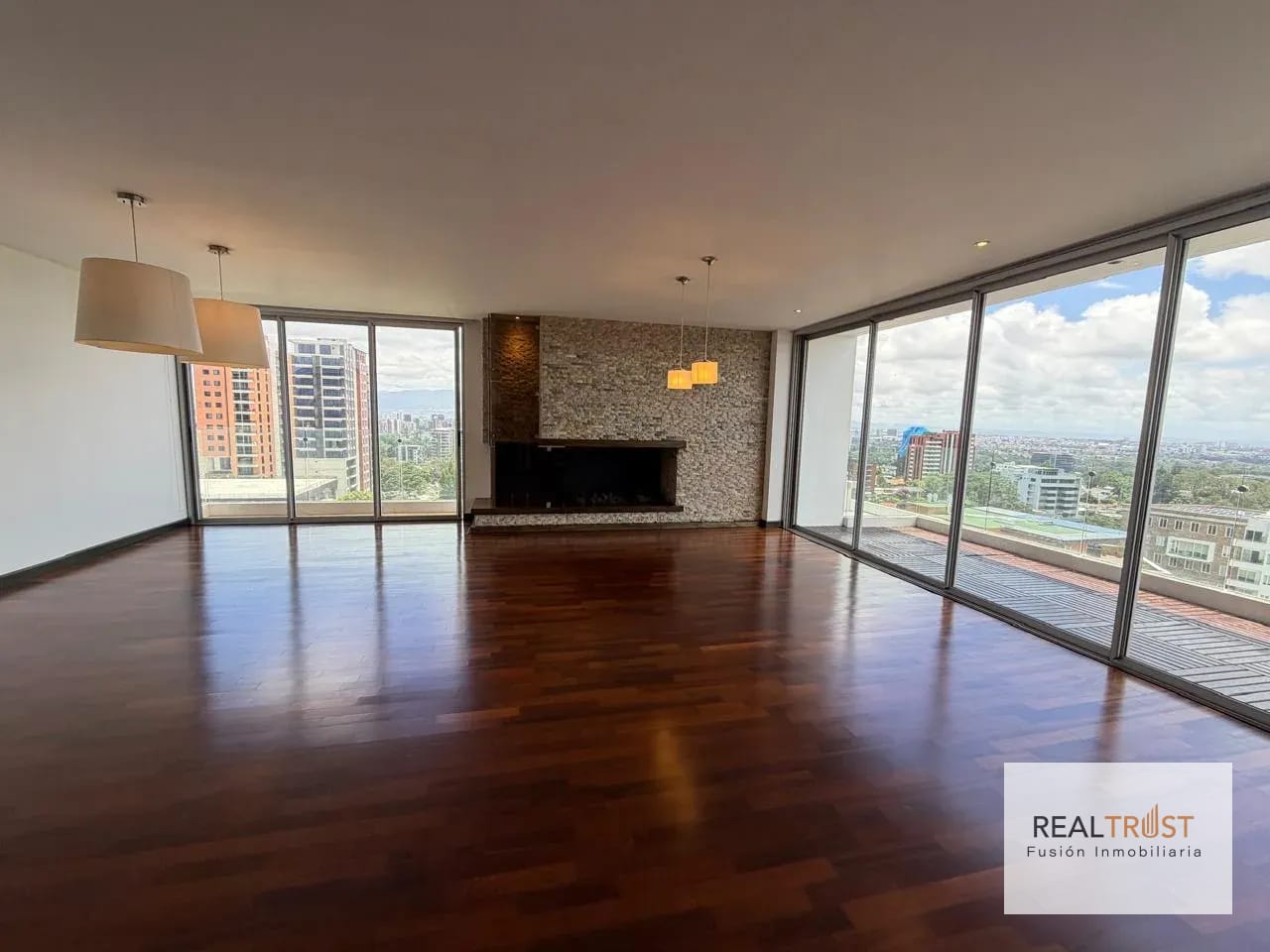 SE VENDE PENTHOUSE EN EDIFICIO MIDORI, ZONA 15 VH1 — Apartamento en Venta en Midori, Zona 15, Guatemala, Ciudad — foto 1 de 17