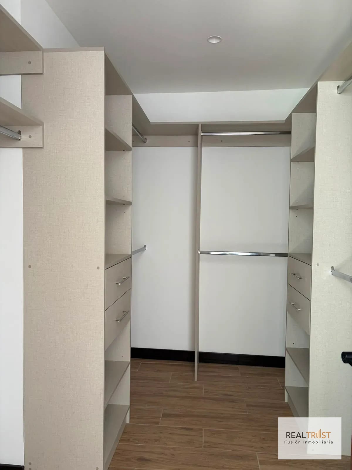 Apartamento en venta Abitare Americas — Apartamento en Venta en Zona 13, Guatemala, Ciudad — foto 7 de 12