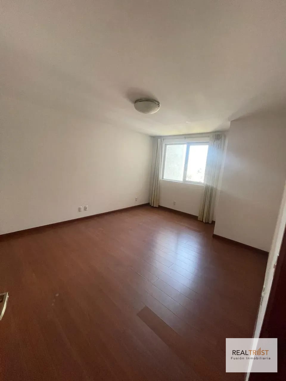Apartamento en renta Botticelli zona 15 — Apartamento en Alquiler en Zona 15, Guatemala, Ciudad — foto 8 de 17