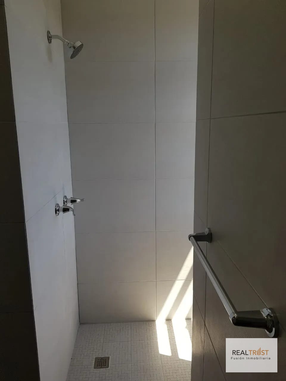 Apartamento en renta Santorini, Zona 14 — Apartamento en Alquiler en Zona 14, Guatemala, Ciudad — foto 2 de 10