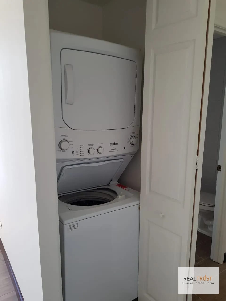Apartamento en renta Santorini, Zona 14 — Apartamento en Alquiler en Zona 14, Guatemala, Ciudad — foto 8 de 10