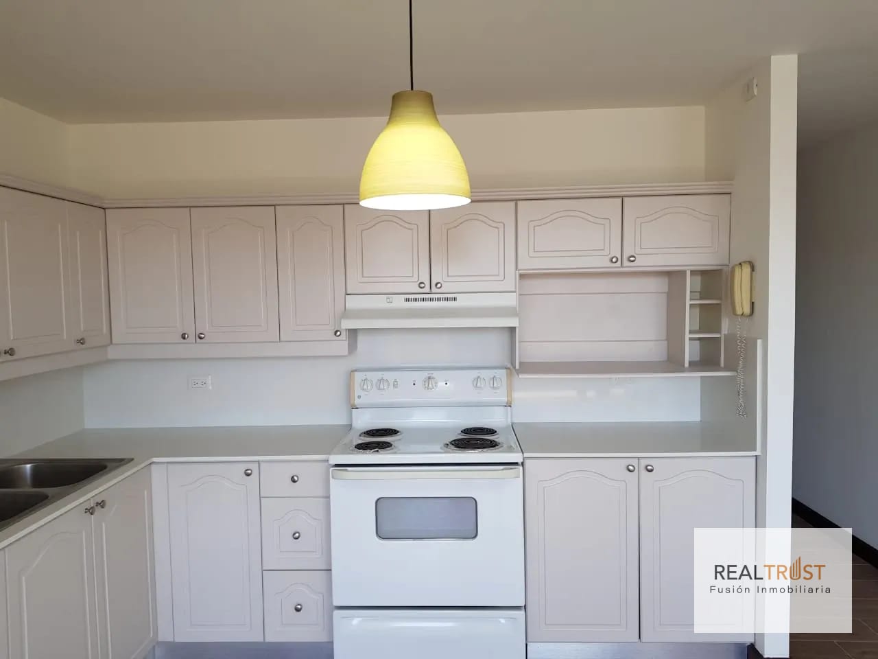 Apartamento en renta Santorini, Zona 14 — Apartamento en Alquiler en Zona 14, Guatemala, Ciudad — foto 9 de 10
