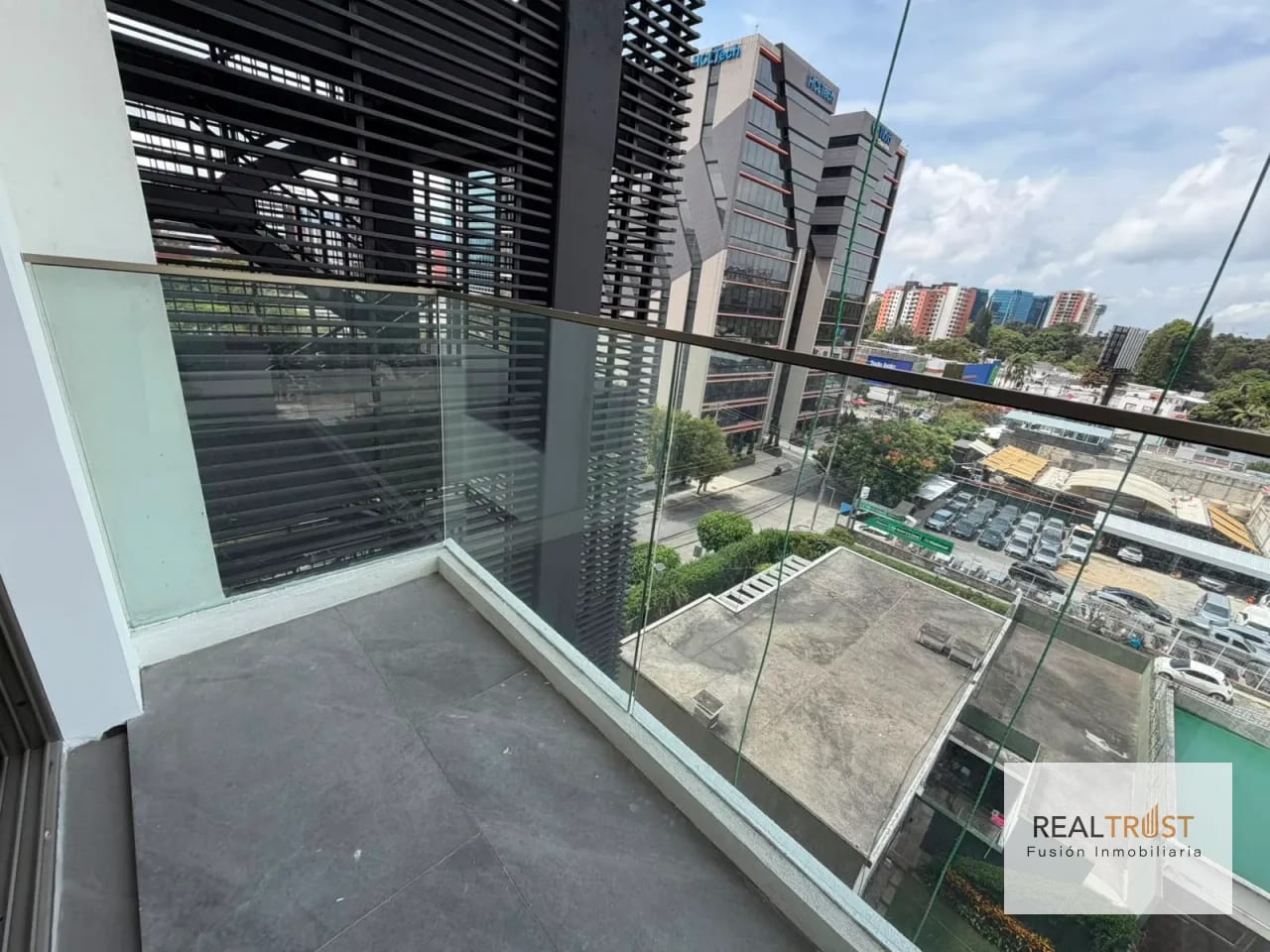 Apartamento en renta Atarah zona 10 — Apartamento en Alquiler en Atarah, Zona 10, Guatemala, Ciudad — foto 2 de 16