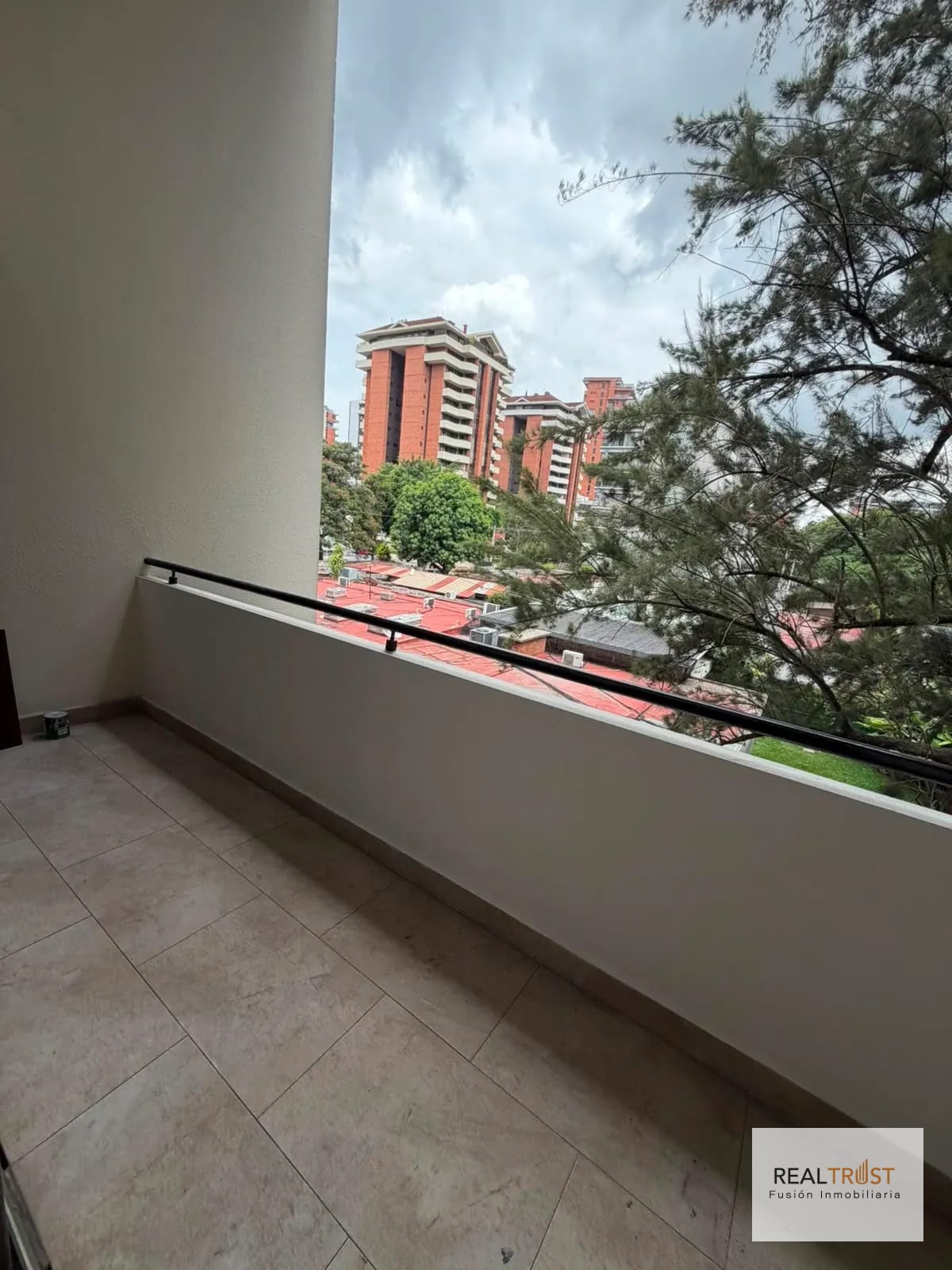 Apartamento en Renta Cobella Zona 14 — Apartamento en Alquiler en Zona 14, Guatemala, Ciudad — foto 11 de 16