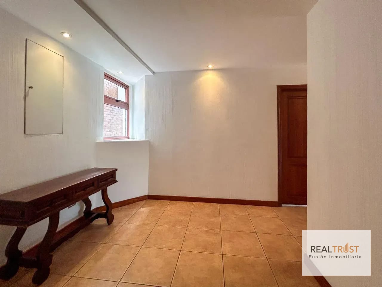 En venta lindo Penthouse de 2 niveles Zona 15, Vista Hermosa 1 — Apartamento en Venta en Zona 15, Guatemala, Ciudad — foto 4 de 16