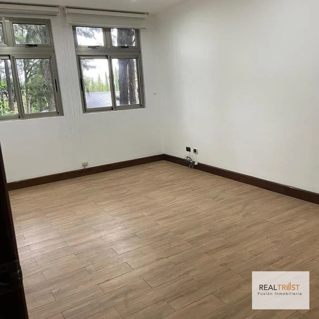 Precioso y amplio apartamento en Colonia Oakland. (copia) — Apartamento en Alquiler en Zona 10, Guatemala, Ciudad — foto 10 de 17