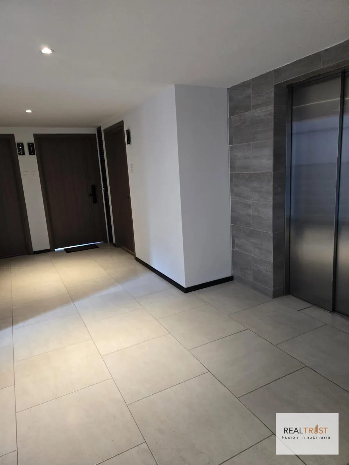Apartamento en renta zona 10 — Apartamento en Alquiler en Zona 10, Guatemala, Ciudad — foto 16 de 16