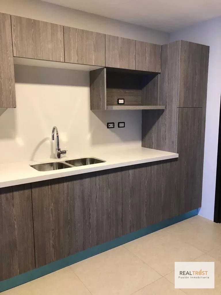 Apartamento en renta SANTA Inés zona 14 — Apartamento en Alquiler en Zona 14, Guatemala, Ciudad — foto 4 de 14