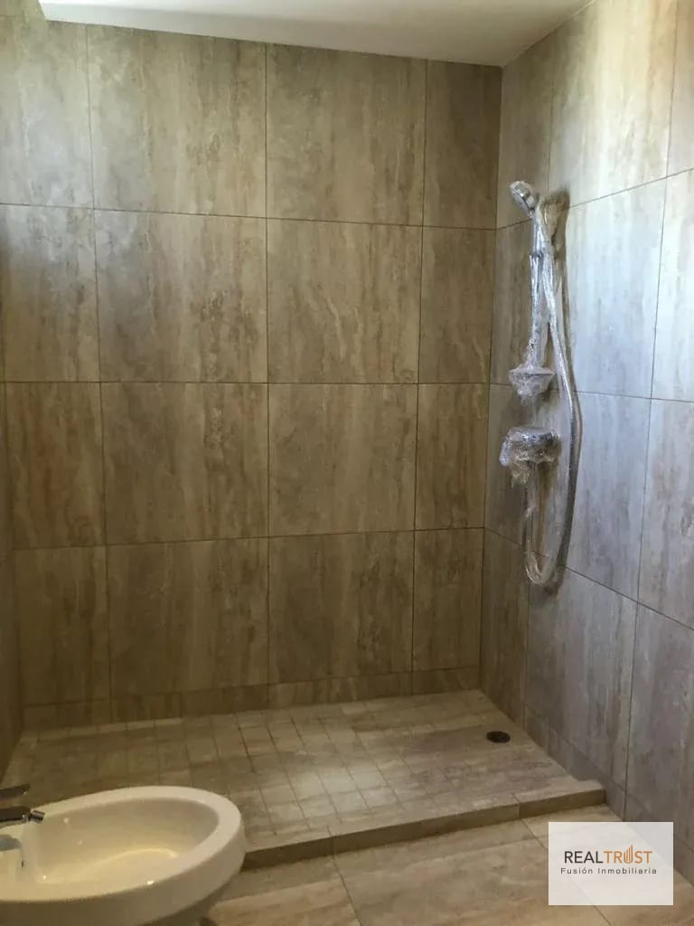 Apartamento en renta SANTA Inés zona 14 — Apartamento en Alquiler en Zona 14, Guatemala, Ciudad — foto 5 de 14