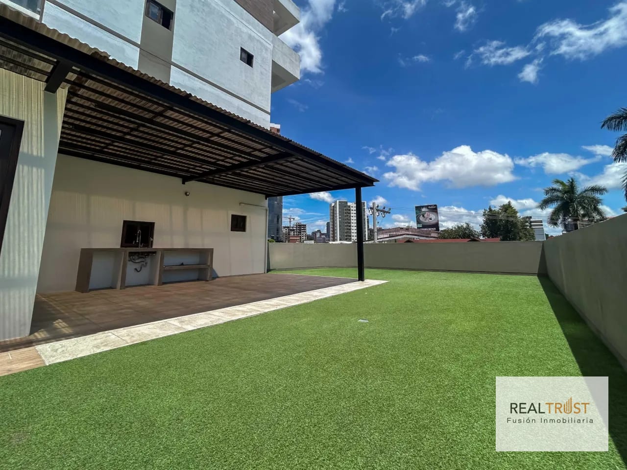 En Renta apartamento Oakland Zona 10 con amplia terraza y pérgola — Apartamento en Alquiler en Zona 10, Guatemala, Ciudad — foto 9 de 16