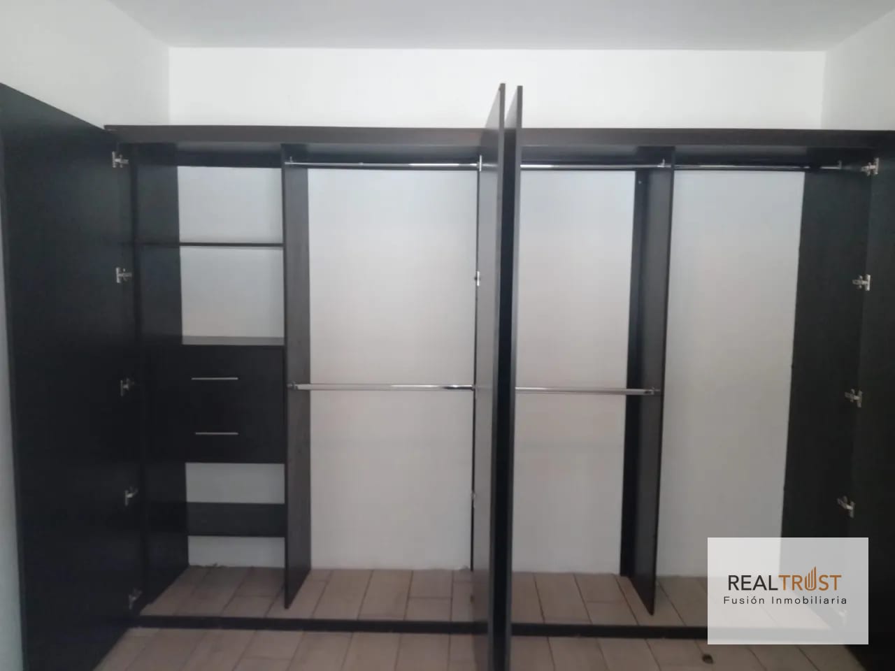 Apartamento en Venta Almoreto Villas — Apartamento en Venta en Carretera a El Salvador, Guatemala, Ciudad — foto 7 de 16
