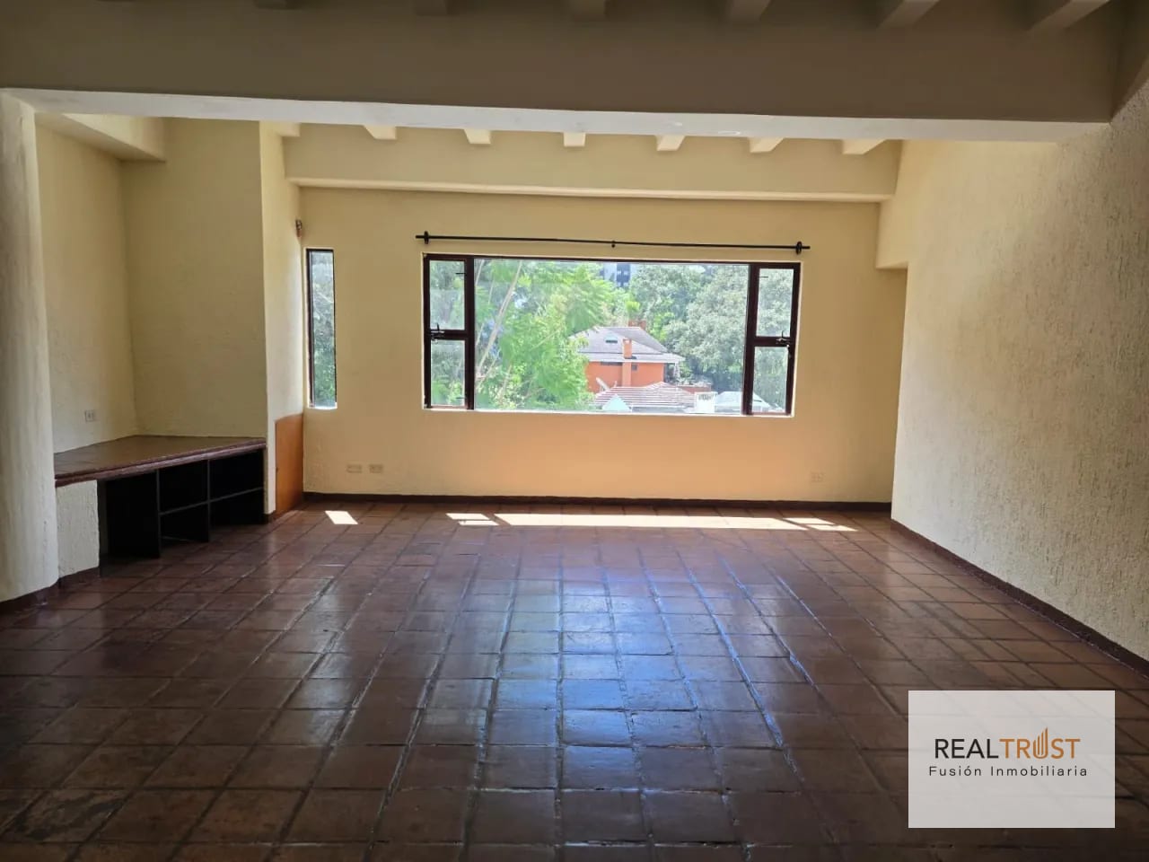 Apartamento en Renta en Vista Hermosa II Zona 15 — Apartamento en Alquiler en Zona 15, Guatemala, Ciudad — foto 2 de 10