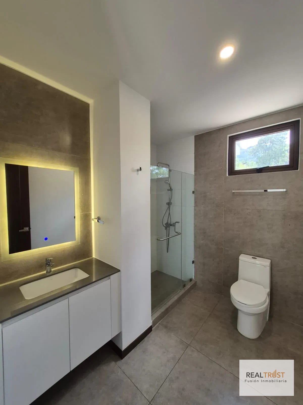 Amplio Apartamento en renta Sector San Lázaro, Zona 15 — Apartamento en Alquiler en Zona 15, Guatemala, Ciudad — foto 7 de 15