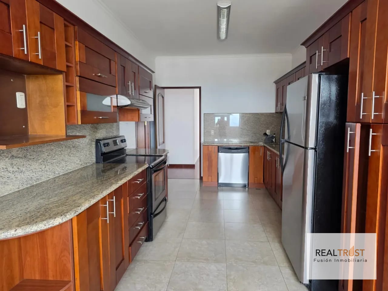 Precioso apartamento amplio visita hermosa 2 — Apartamento en Venta en Botticelli, Zona 15, Guatemala, Ciudad — foto 3 de 12