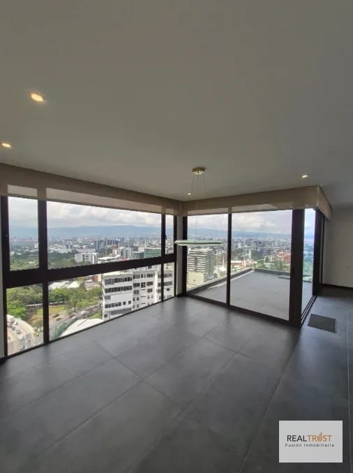 En Venta Moderno Penthouse con Increibles Vistas, San Lázaro Zona 15 — Apartamento en Venta en Zona 15, Guatemala, Ciudad — foto 13 de 16