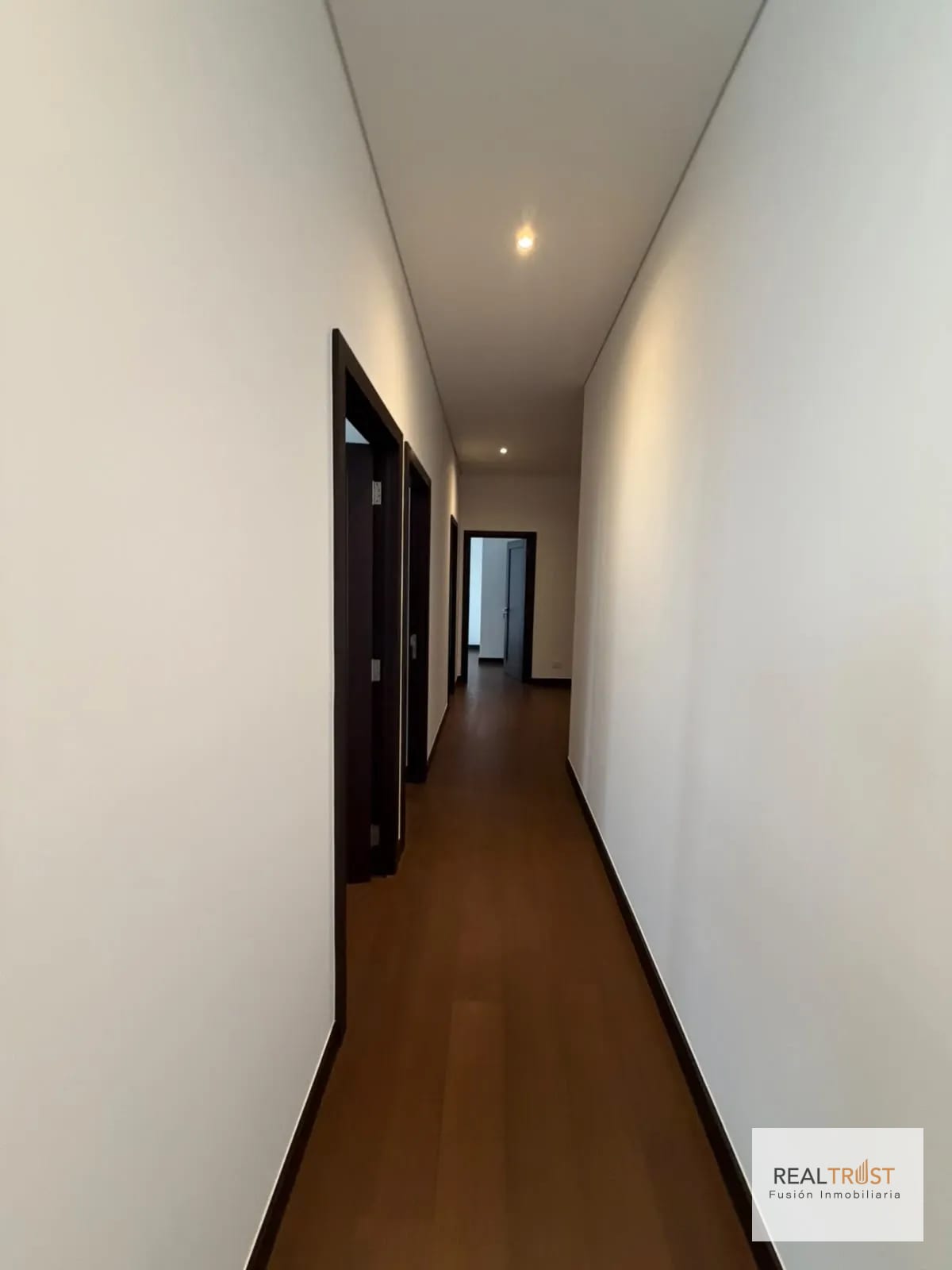Apartamento en renta con jardín Nogales de Cayalá zona 16 — Apartamento en Alquiler en Zona 16, Guatemala, Ciudad — foto 12 de 17