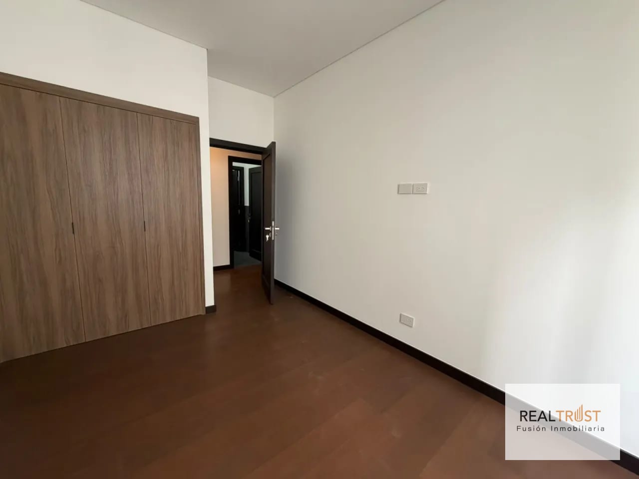 Apartamento en renta Nogales de Cayalá zona 16 — Apartamento en Alquiler en Zona 16, Guatemala, Ciudad — foto 5 de 16