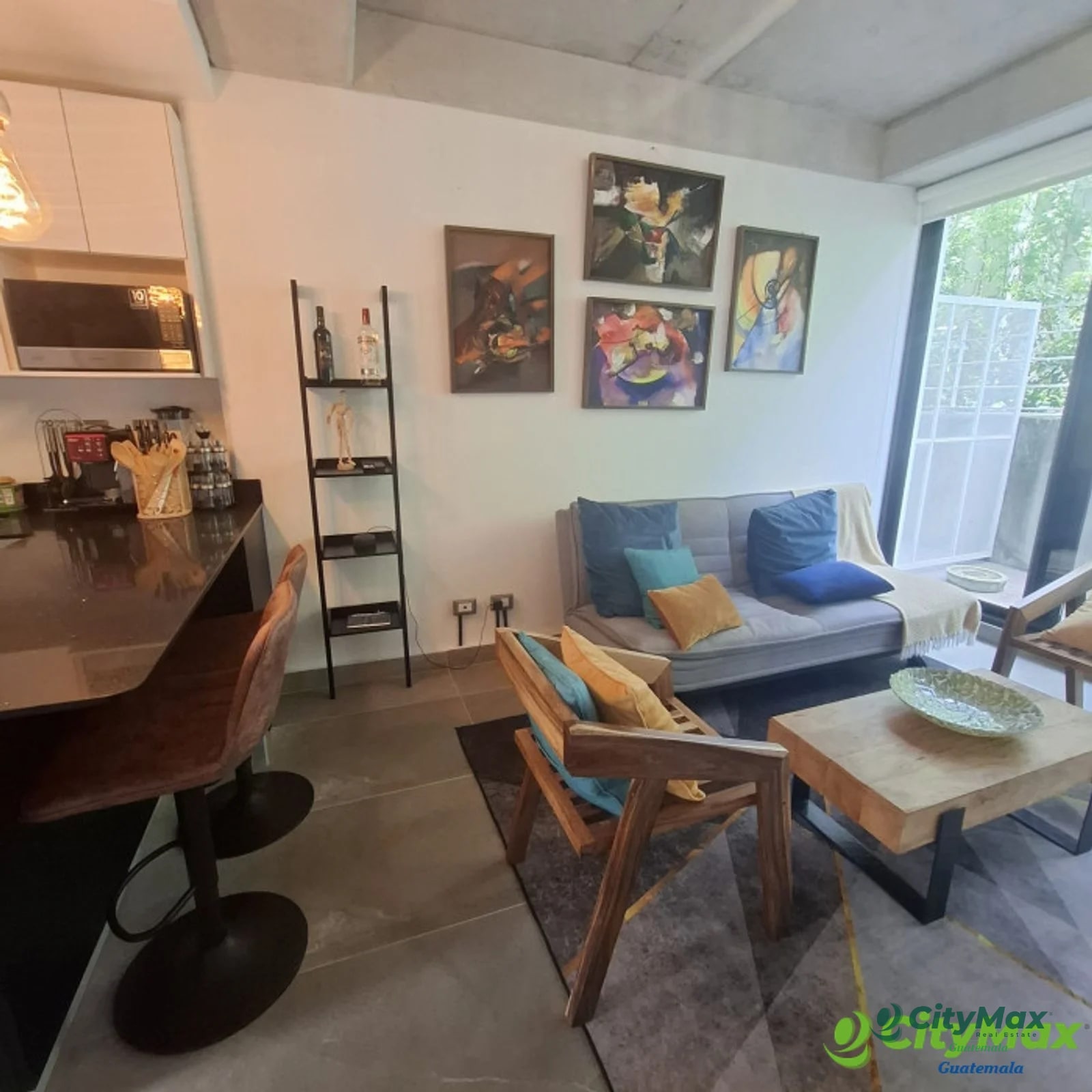 En Venta apartamento 1 habitación Shift Cayala - 2