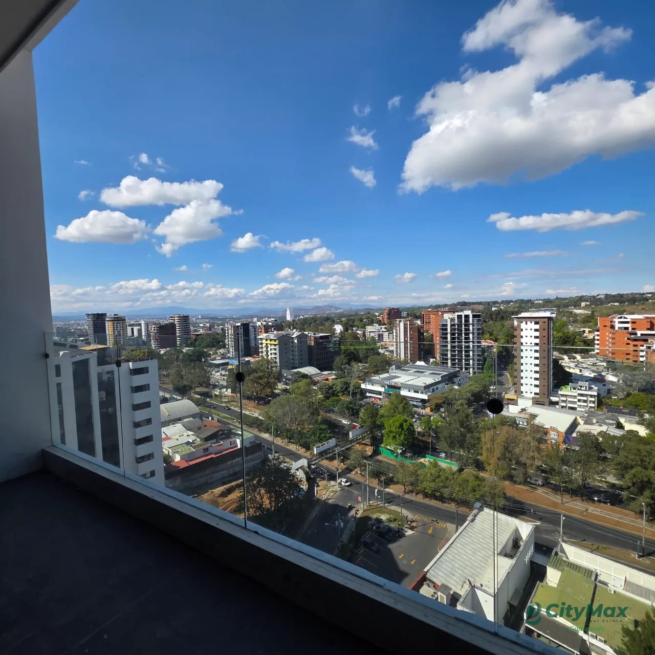 Apartamento 3 Dormitorios en Venta Zona 15 Nivel Alto — Apartamento en Venta en Vista Hermosa II, Zona 15, Guatemala, Ciudad — foto 1 de 9
