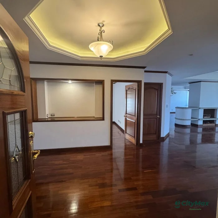 Penthouse en Venta zona 10 cerca de La Estación - 5