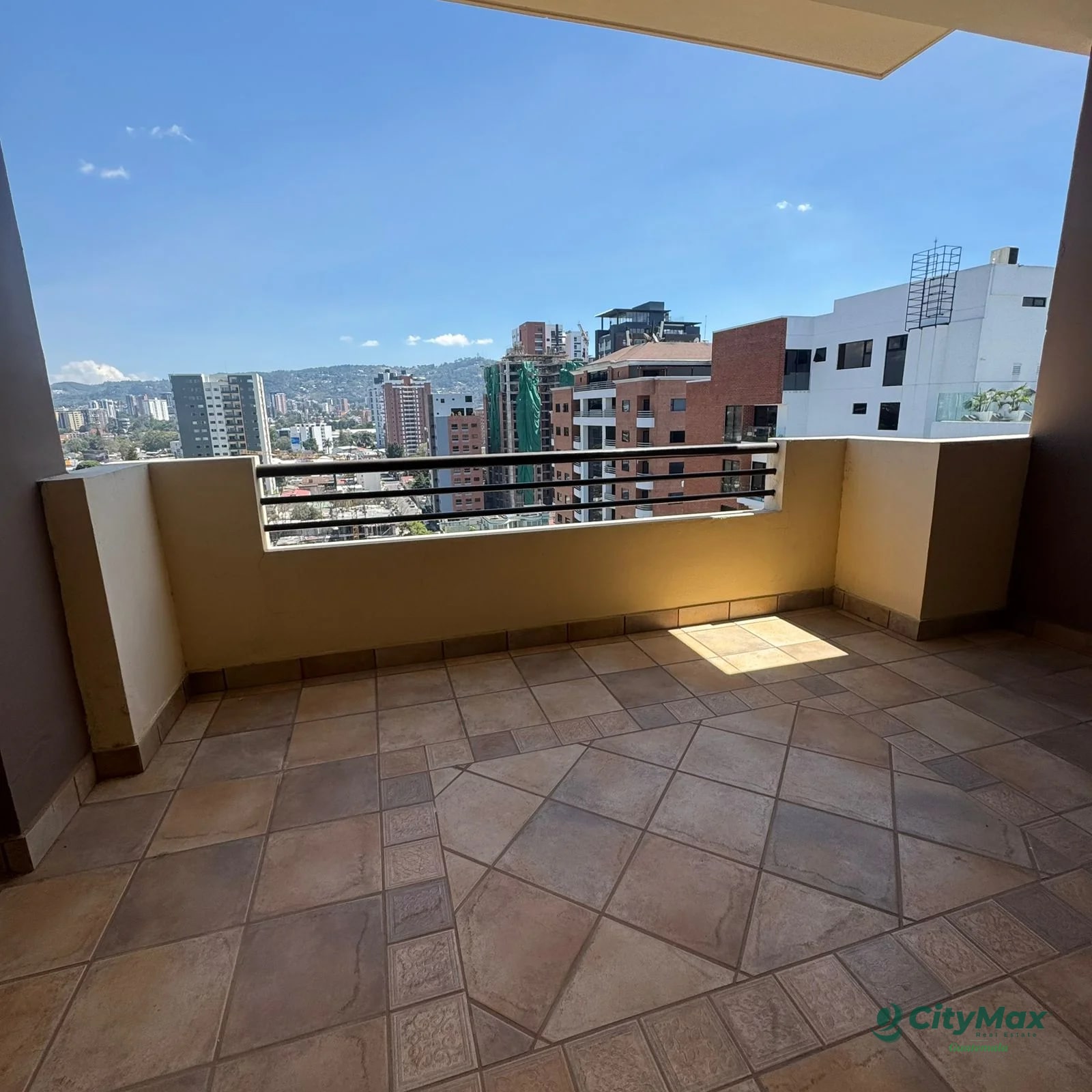 Penthouse en Venta zona 10 cerca de La Estación — Apartamento en Venta en Torre Castelar, Zona 10, Guatemala, Ciudad — foto 7 de 16