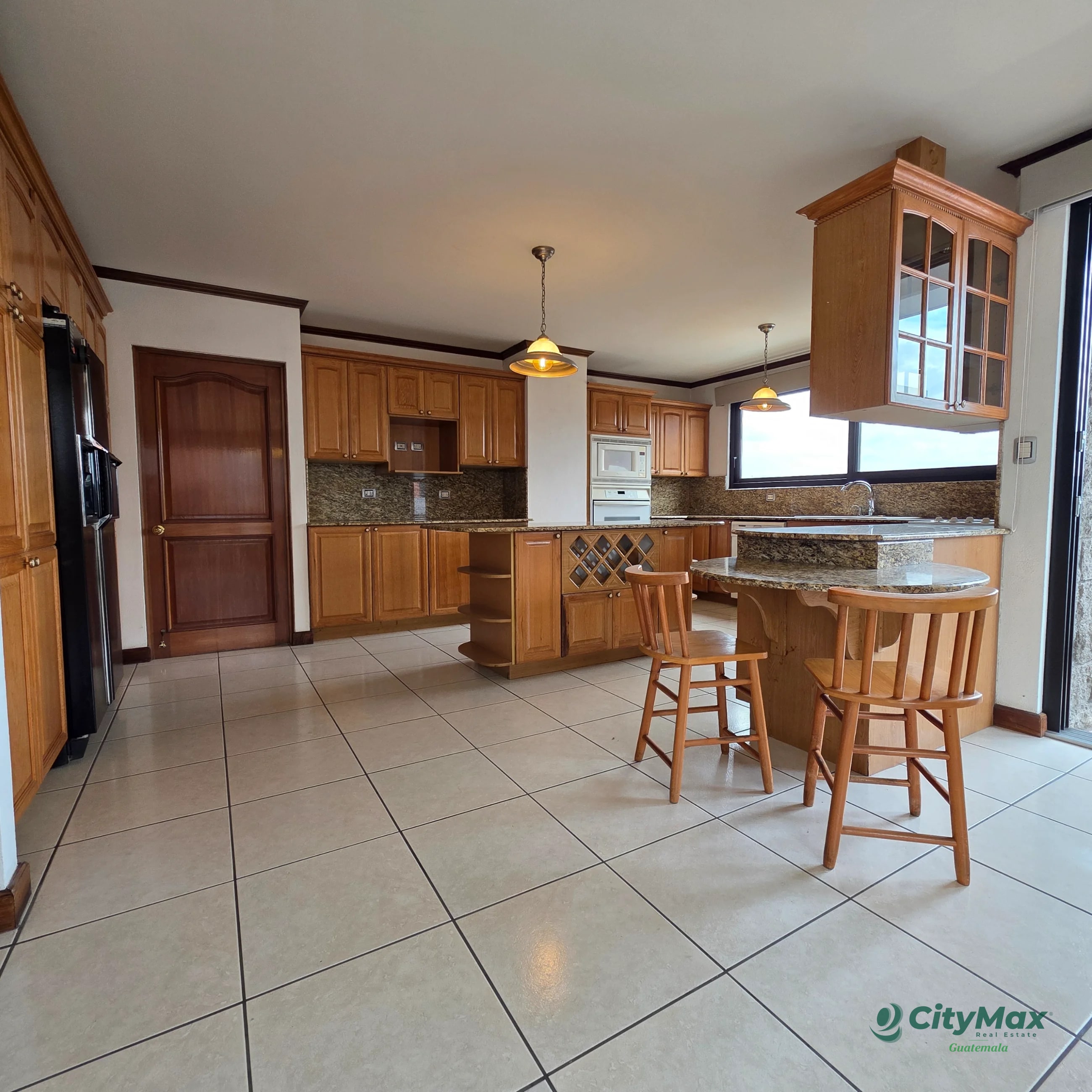 Penthouse en Venta zona 10 cerca de La Estación — Apartamento en Venta en Torre Castelar, Zona 10, Guatemala, Ciudad — foto 2 de 16