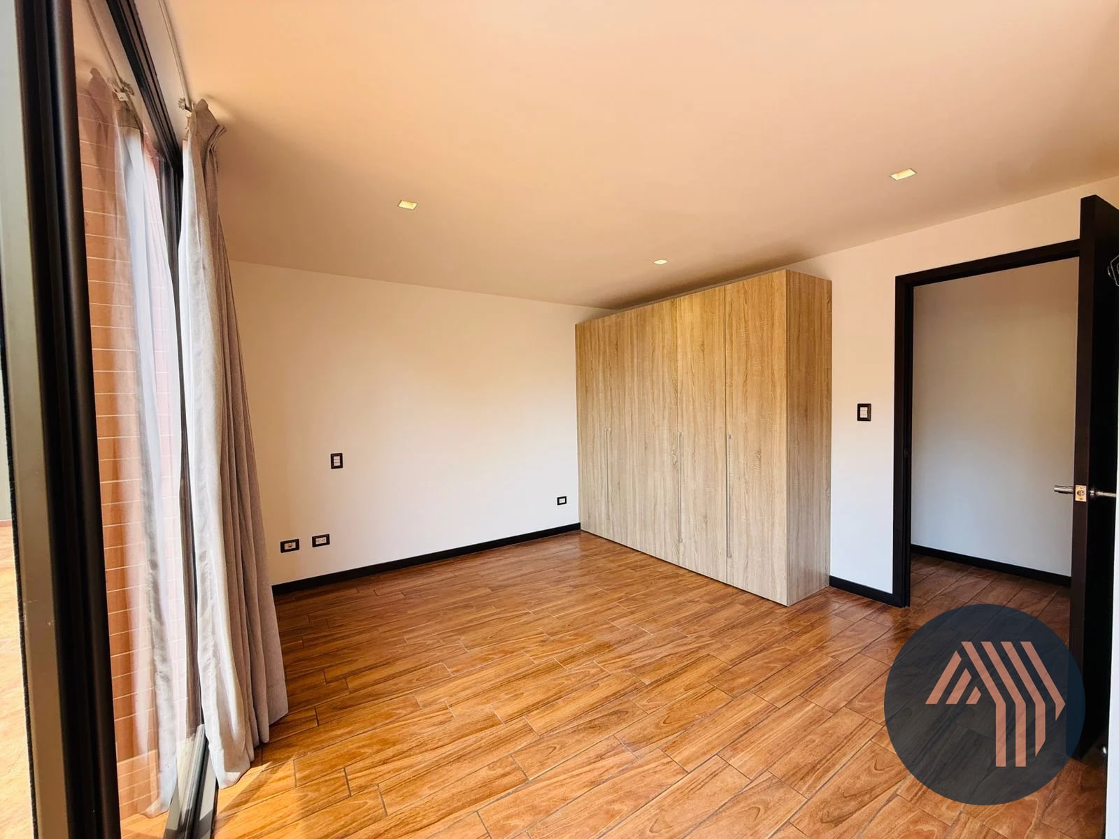 ALQUILER DE APARTAMENTO CON AMPLIA TERRAZA - DORAL, VH1 ZONA 15 - 10