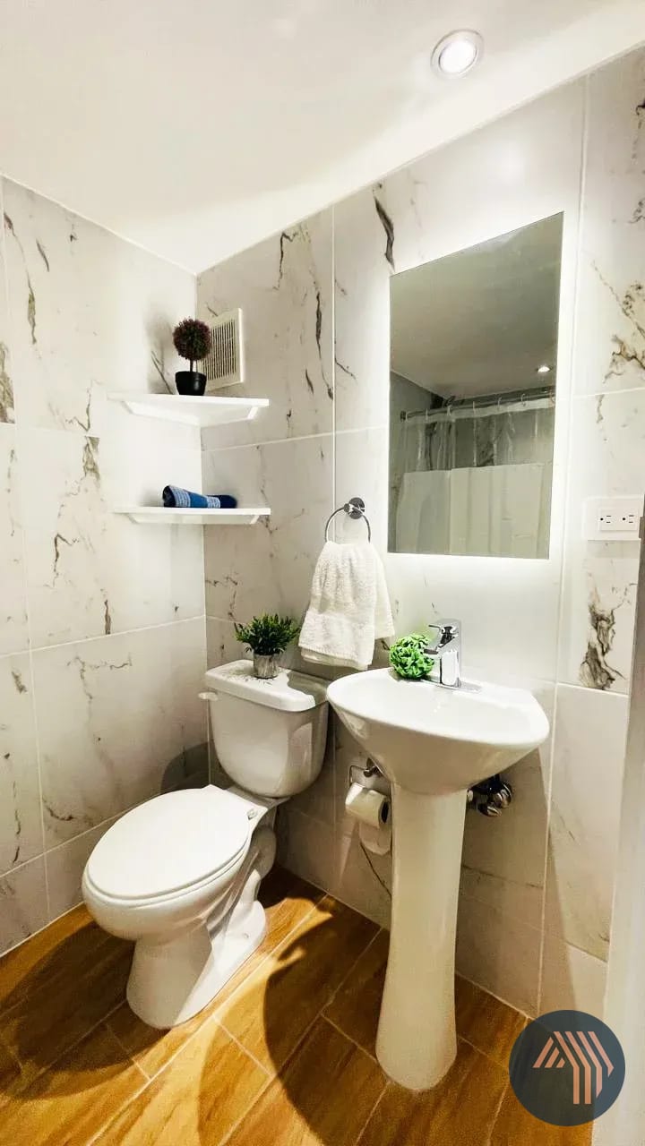 Alquiler de Céntrico Loft Amueblado - 21 Loft, Zona 10 — Apartamento en Alquiler en Zona 10, Guatemala, Ciudad — foto 3 de 7