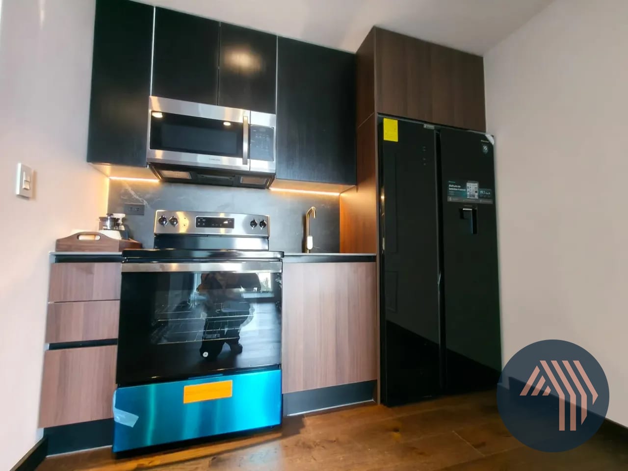 Alquiler de Céntrico Apartamento - Atarah, Zona 10 — Apartamento en Alquiler en Zona 10, Guatemala, Ciudad — foto 8 de 9