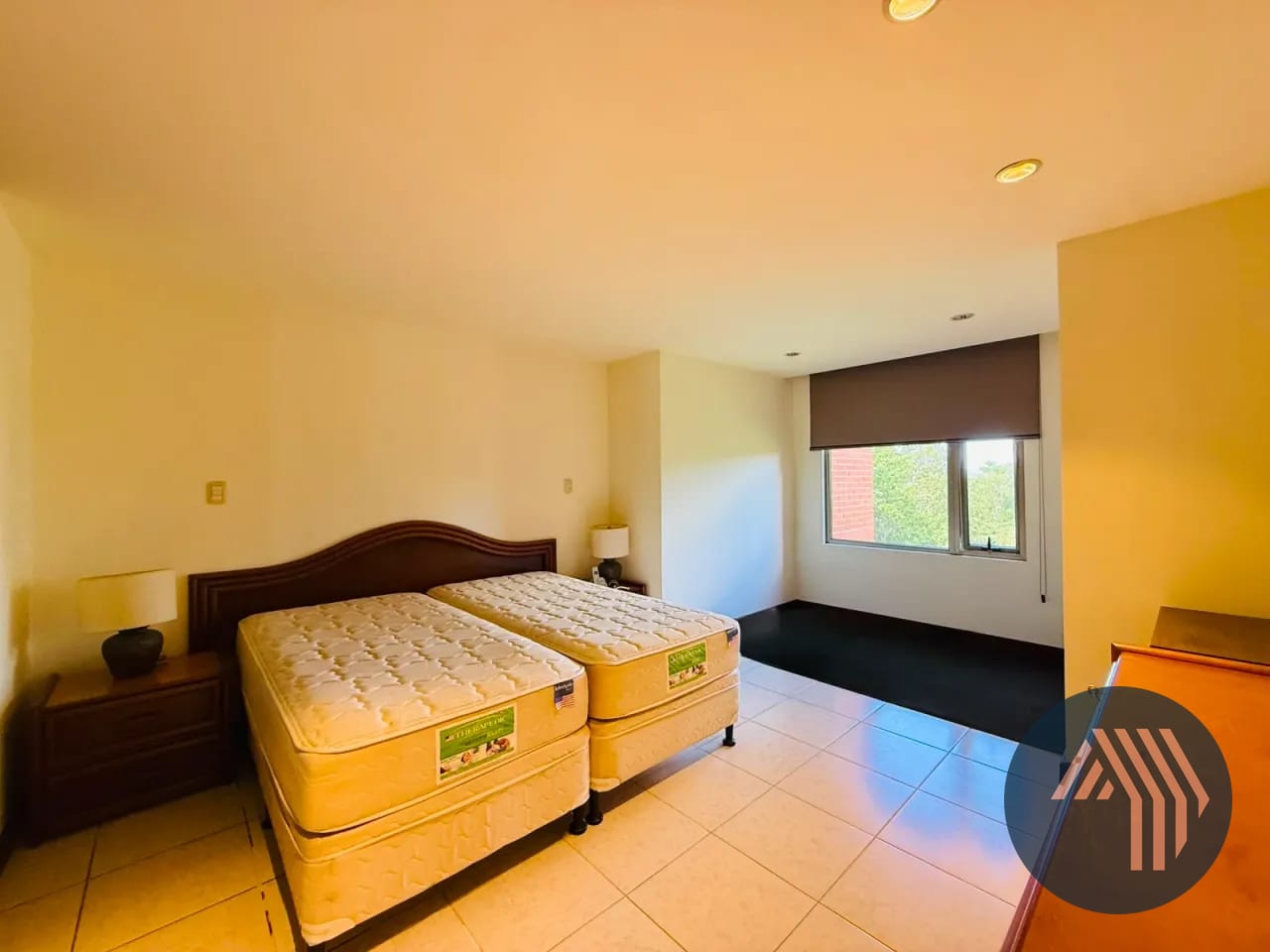 Alquiler de Céntrico Apartamento - Jardines del Acueducto, Zona 10 — Apartamento en Alquiler en Jardines del Acueducto, Zona 10, Guatemala, Ciudad — foto 11 de 16