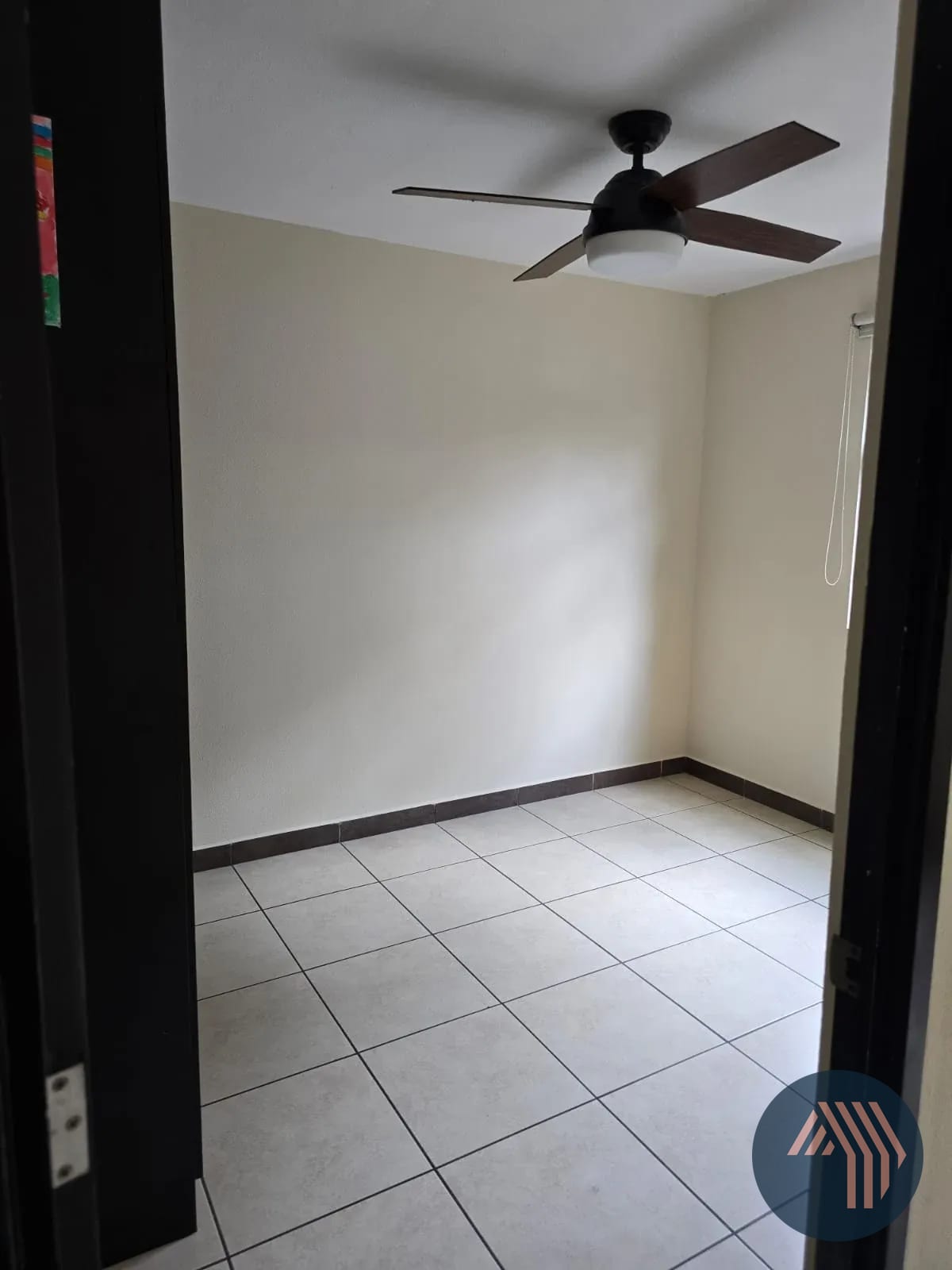 Alquiler de Apartamento - Jardines de las Charcas, Zona 11 — Apartamento en Alquiler en Jardines de Las Charcas, Zona 11, Guatemala, Ciudad — foto 10 de 11