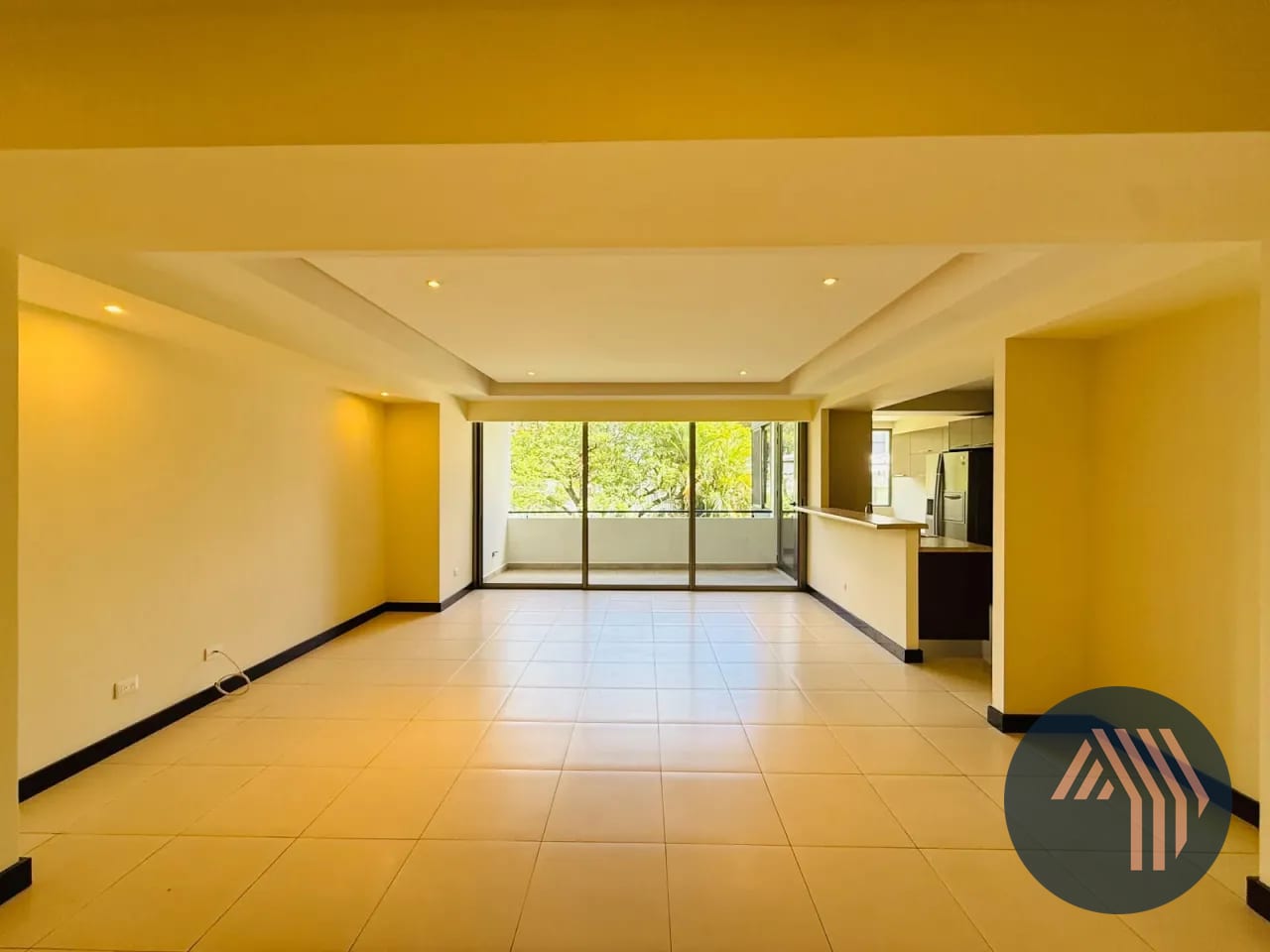 Alquiler de Lindo y Céntrico Apartamento - Cobella, Zona 14 — Apartamento en Alquiler en Cobella, Zona 14, Guatemala, Ciudad — foto 1 de 14