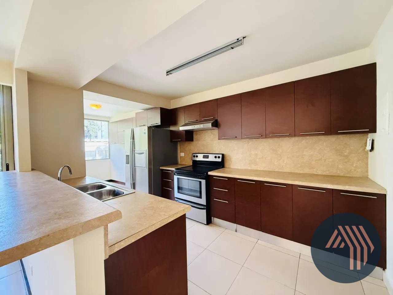 Alquiler de Lindo y Céntrico Apartamento - Cobella, Zona 14 — Apartamento en Alquiler en Cobella, Zona 14, Guatemala, Ciudad — foto 3 de 14