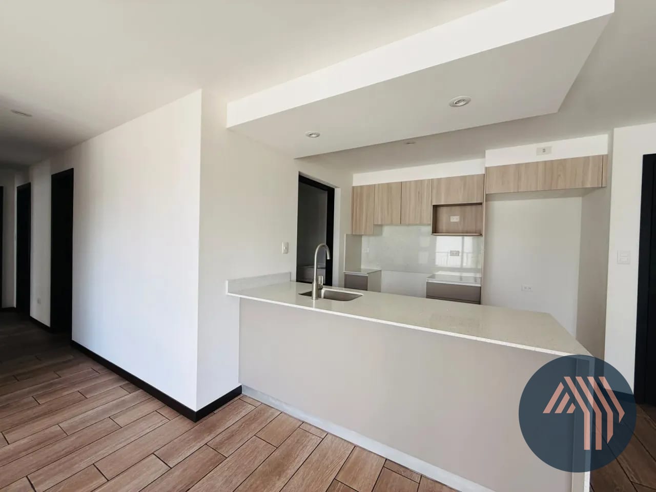 Alquiler de Apartamento para Estrenar - San Isidro 20/21, Zona 16 — Apartamento en Alquiler en San Isidro 20/21, Zona 16, Guatemala, Ciudad — foto 5 de 17